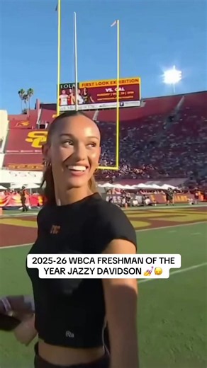 The ONLY player in DI college basketball to average 2 STL and 2 BLK per game…. And that was just her freshman year at USC. #NCAAWBB x 🎥 NBC @USC Women’s Basketball @jazz