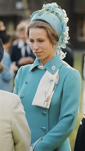 Princess Anne's Daring Escape: A True Story of Bravery