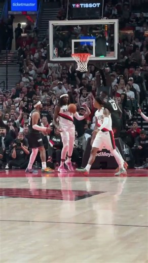 Rob Lob ‼️ #trailblazers