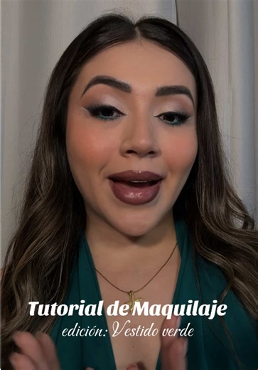 Cómo mejorar tu look con un pop de color