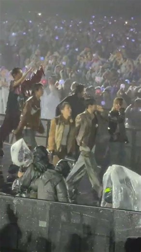 they had so much fun in the rain and the rain couldn't stop bangtan 🔥