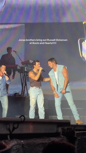 Jonas brothers bring out Russell Dickerson at Boots and Hearts!!!!! OMG?! #jonasbrothers #jonasbrothersconcert #bootsandhearts #russelldickerson #jonasbrotherstour