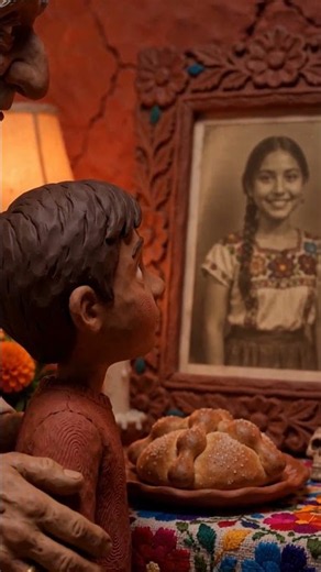 What Is Día de Muertos? 🇲🇽 | Day of the Dead Explained