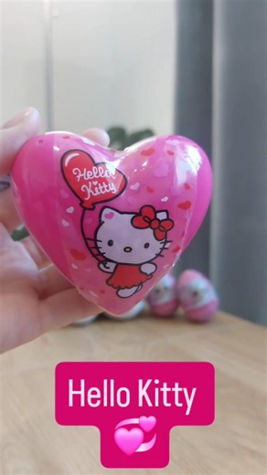 HELLO Kitty 😺 💞 What's inside ❓️ 🙀Can you guess who's going to pop out of each egg ❓️#surpriseeggs