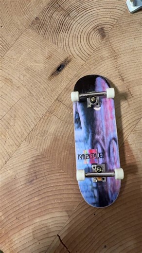 Mainly switch today 🍻 #fingerboard #fingerboarding #fingerboardingisfun #techdeck #fyp