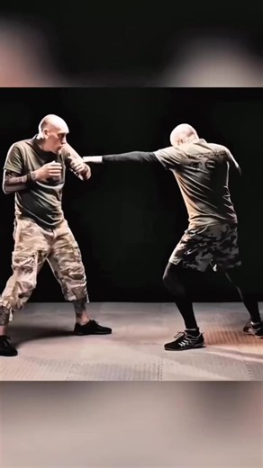 Oblique Kick Tutorial: Step-by-Step Self-Defense Technique