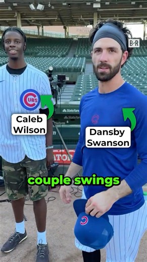 Dansby Swanson helps Caleb Wilson with his stance 🤝