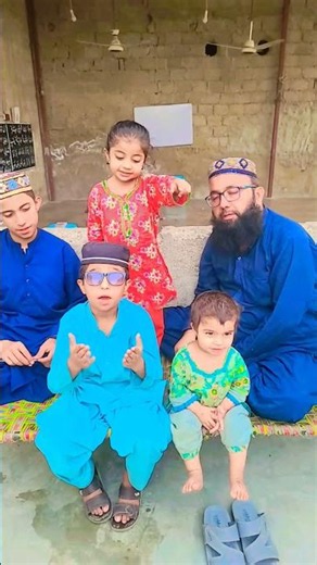 Beutifull 🥰 naat || Hafiz Qari muneer || #shorts #youtubeshorts #Islamic #naat