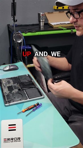 MacBook Pro Wouldn’t Turn On – Battery Replacement Fix