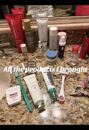 Some of my currents faves 🔥 #weekendtrip #getaway #beautyproducts #essentials