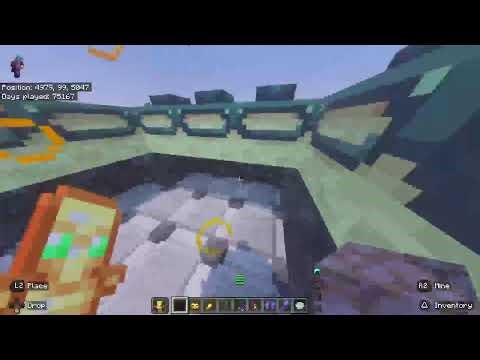 Playing a java kit pvp in bedrock relam code is jsmwjtbkdpfhha8