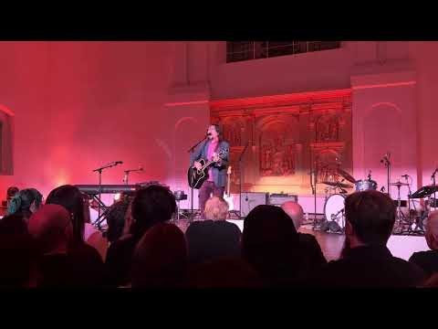 The Mountain Goats - Raid on Entebbe (live in London)