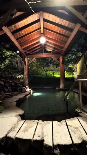 秘湯にある女性専用露天風呂は夜に静寂が訪れます