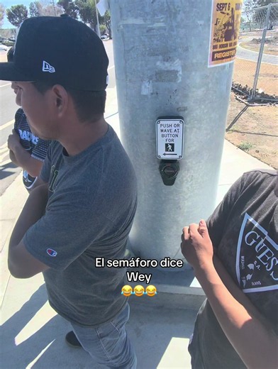 El semáforo dice wey 😂 #humor #oxnard #california #paratii | oxnard california