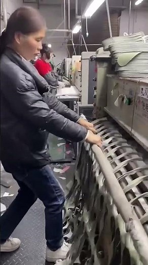 Making process of raw rubber shoe soles