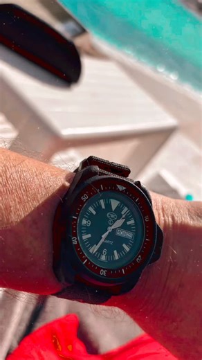 Russ on Instagram: "@cwcwatch #sbsdiver on the wrist today battling the harsh poolside conditions in the #redsea #sunshine. Hope everyone had a great Christmas break. Here’s looking forward to a happy and prosperous new year. #watchesofinstagram #watches #relojes #stracerwatches23 #armbanduhr #sbs #poolside #diver #caseguard #glisten #sun #britishmilitary #royalmarines #cwc #sbs #specialforces @watchesofespionage @wildgeese_explorers_club @timely_moments @watchesntrails @cwcwatch @cwc_addict @cw