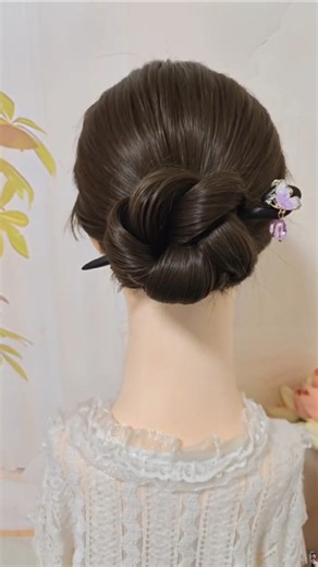 viral Perfect Round Bun Hairstyle | Easy Hair Pin Trick for Girls #shorts