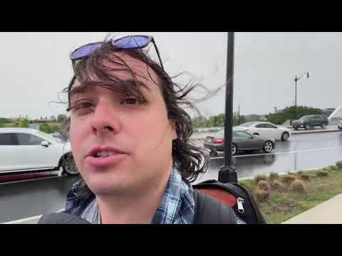 Live: Anti-war protester Guido Reichstadter says he will come down - Day 6 on bridge