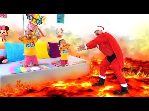 Santa is coming! Alice and Eva play the Hot vs Cold challenge joke
