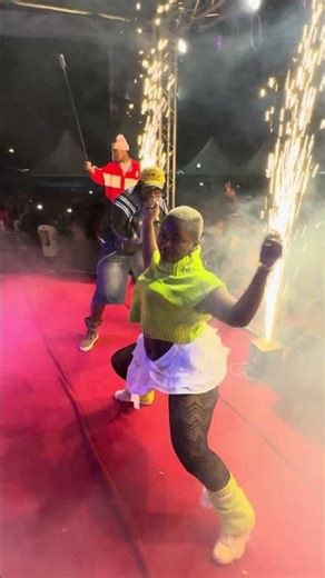 #mbosso #khanmusic #music #performing #Aviora #Kibaha #concert #performance #bongeladada