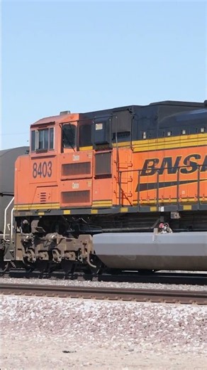 The Sound of a BNSF Manifest Train Passing By 10-5-2026 #trains #railfan #railroad