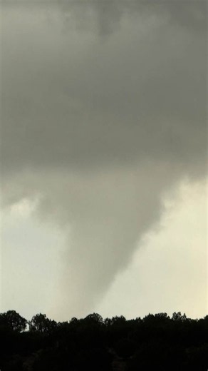 Tornado hits Santa Fe and causes damage #tornado #santafe #weather