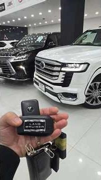 Toyota Land Cruiser ZX 300 2022 VS Lexus LX 570 V8 2016. Quick Comparison.