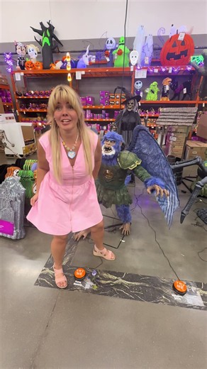 Halloween at @The Home Depot 👻👻👻 #shop #shopping #halloween #husbandwife #funny