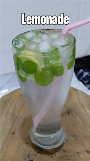 Fresh Lemonade at Home | Refreshing & Easy Summer Drink 😍 #Shorts
