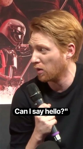 Domhnall Gleeson fondly remembers Carrie Fisher at Star Wars: The Last Jedi press conference #TLJ