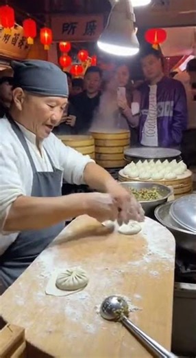 Dumplings Made At Lightning Speed!