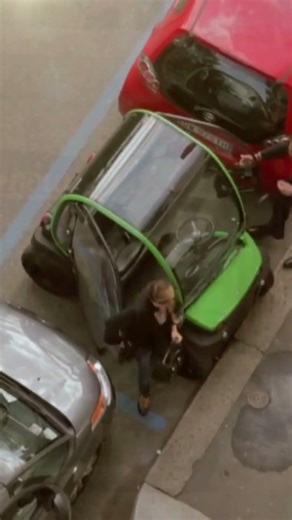 This Tiny Electric Car Can Park ANYWHERE 😳⚡