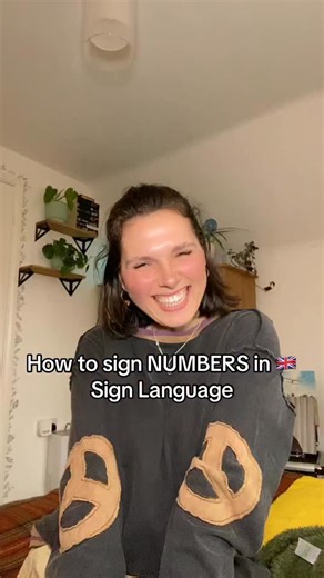 How to sign numbers in British Sign Language. 1 to 10 in BSL. #bsl #signlanguage #britishsignlanguage #sse #deaf | Adeleonova