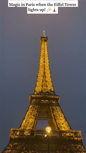 The iconic Eiffel Tower glowing at night in Paris! 🇫🇷✨ #Shorts