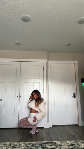 He Give It to Me - Tate McRae