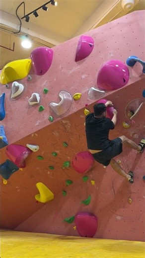 Climbing Hold SNAPPED Mid Climb!