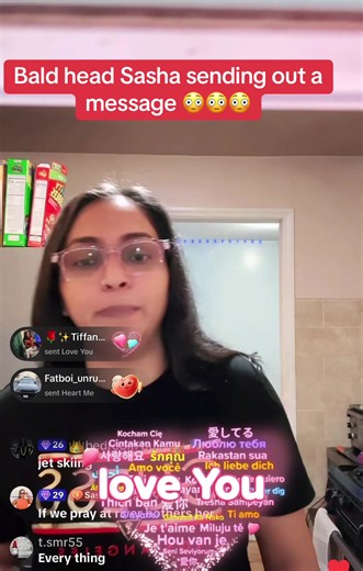 Bald Head Sasha Sending Out a Message – Empress Character Clip