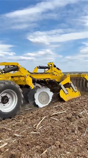 John Deere 9RT & Disk Ripper DOMINATING the Field! 💪🌱 #shorts #agrifuture #farming #agriculture