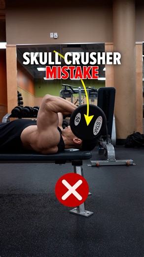 🛑 STOP Doing Skull Crushers LIKE THIS! Stop lowering the bar down to your forehead when performing skull crushers since it limits the range of motion. Instead, lower the bar down to behind your head to increase the range of motion and to train your triceps in a more lengthened position for greater triceps growth. Size & Shred Training program 👉🏻 deltabolic.com | Andrew Kwong