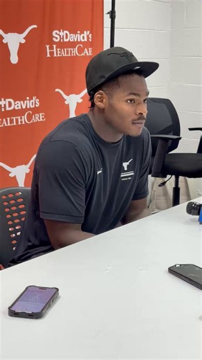 Texas EDGE Colin Simmons apologized for his celebration against Tennessee. "I was definitely in that mode." https://t.co/l22QFpKwtn