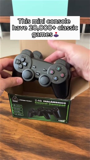 This retro console have 20,000 classic games! Every 90's kid NEED one!🤯🕹️ #shorts