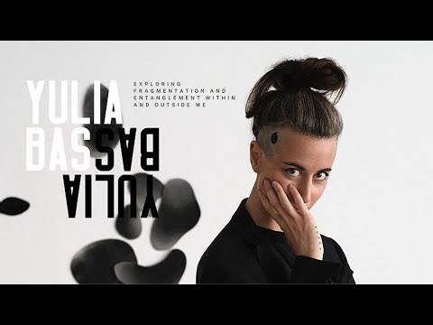 Where texture meets identity — Yulia Bas paints the beauty of imperfection!