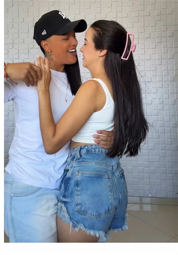 Eita Morena: A Musical Journey with Stephanie Carvalho