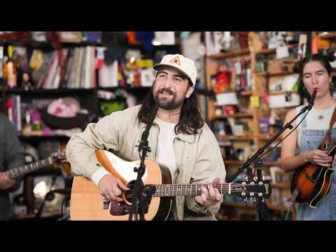 Noah Kahan: Tiny Desk Concert