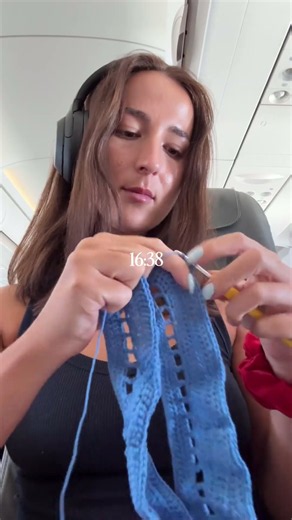 crochet on the plane🧸🧶