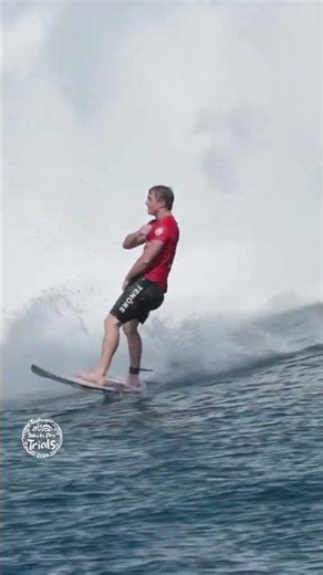 @eimeooo x Teahupo’o is a perfect heat waiting and realized in the Tahiti Pro Trials🤯