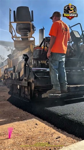 Road Paving Process Using an Asphalt Paver Machine #pavingwork #constructionlife