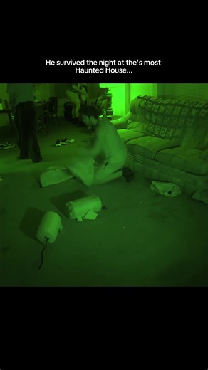 YT:groovygavin (Investigating the Most Dangerous Haunted House) | haunted house