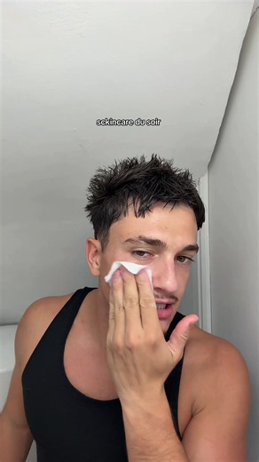 Routine skin care du soir facile pour peau à tendance acnéique