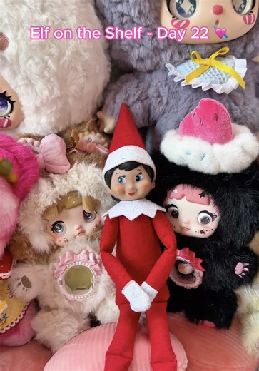 Creative Ideas for Elf on the Shelf with Nommis